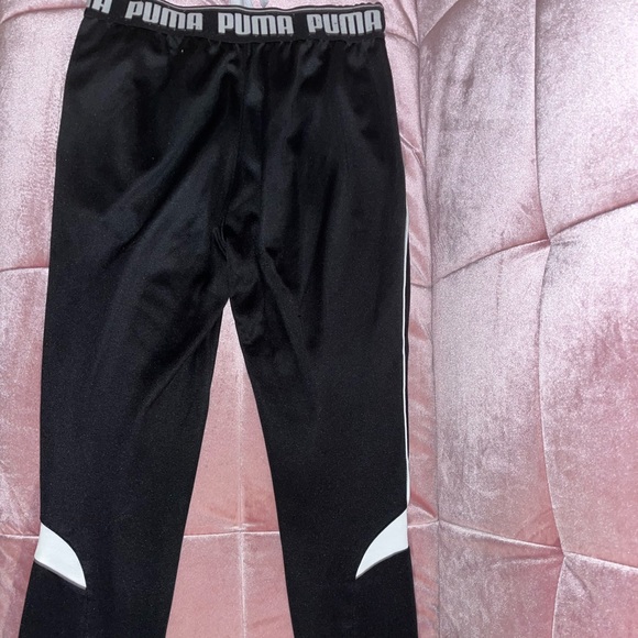 Sport pants with an ajustable band - Picture 1 of 4